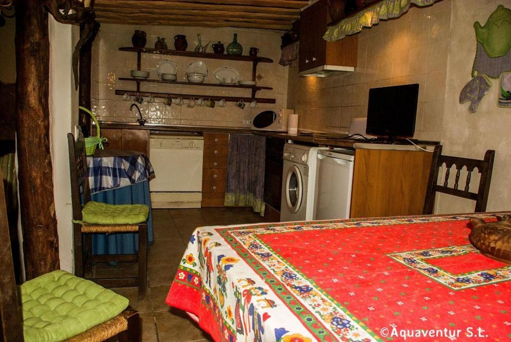 Casa De Los Piragueistas Taravilla المظهر الخارجي الصورة